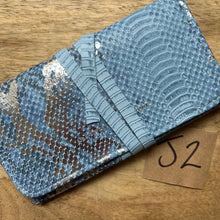 Load image into Gallery viewer, Blue Travel Jewelry Pouch - Paris Find
