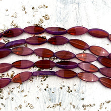Load image into Gallery viewer, Czech Oval Bead Strand
