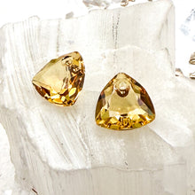 Load image into Gallery viewer, 10.5mm Golden Topaz Austrian Crystal Trilliant Cut Pendant - 2pcs
