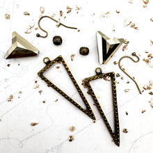 Load image into Gallery viewer, Triangle Sparkle Earring Kit - Antique Brass
