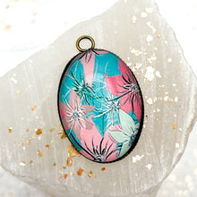 Load image into Gallery viewer, Hawaiian Time Pendant
