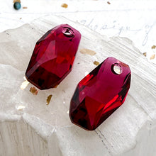 Load image into Gallery viewer, 18mm Bordeaux Meteor Premium Crystal Pendant Pair
