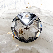 Load image into Gallery viewer, Pre Order 19mm Crystal Metallic Cap Round Premium Crystal Pendant
