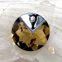 Load image into Gallery viewer, Pre Order 19mm Light Colorado Topaz Metallic Cap Round Premium Crystal Pendant
