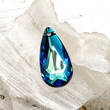 Load image into Gallery viewer, Elegant Crystal Pendant - Bermuda Blue
