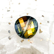 Load image into Gallery viewer, Day 20 18mm Premium Crystal Tabac Twist Bead
