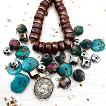 Load image into Gallery viewer, Froggy Turquoise and Czech Mix
