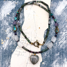 Load image into Gallery viewer, Stone Heart Necklace
