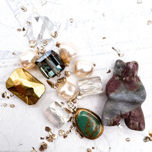 Load image into Gallery viewer, Gray and Red Jasper Bear Kit

