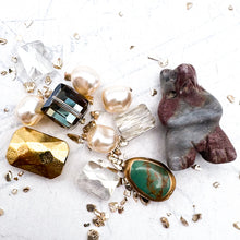 Load image into Gallery viewer, Gray and Red Jasper Bear Kit
