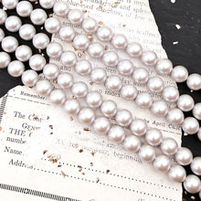 Load image into Gallery viewer, Pre Order 8mm Swarovski Iridescent Dove Grey Pearl Strand
