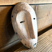 Load image into Gallery viewer, Handmade African Mask 14 - Tucson Find

