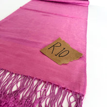 Load image into Gallery viewer, Table Runner R10 - India Find
