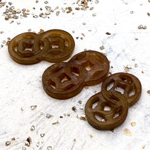 Load image into Gallery viewer, Interlocking Rings Carved Bone Focal Bead
