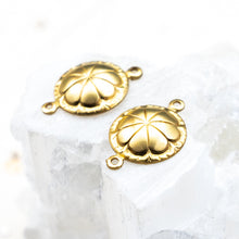 Load image into Gallery viewer, Concho Solid Brass Link Pair
