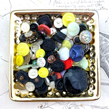 Load image into Gallery viewer, Read Description First - Czech Button Bag
