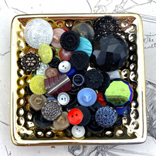 Load image into Gallery viewer, Read Description First - Czech Button Bag
