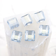 Load image into Gallery viewer, 10mm Crystal Blue Shade Premium 1 Hole Stairway Beads - 6pcs
